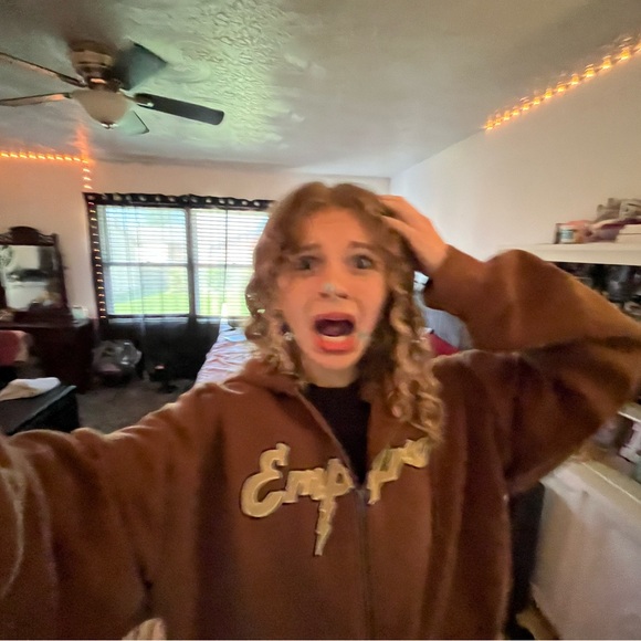 Meet your Posher, Lexi - Picture 1 of 1